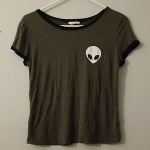 Ladies trendy alien crop tee